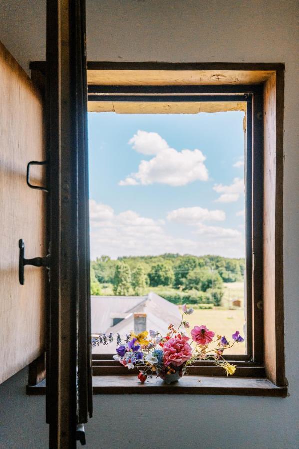 Manoir De Jouralem Bed & Breakfast Blaison Exterior photo
